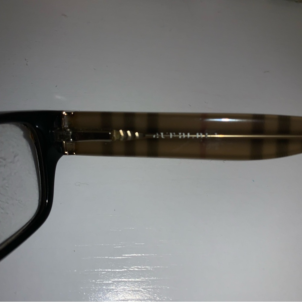 Prada Black and Tan Sunglasses - Picture 4 of 7